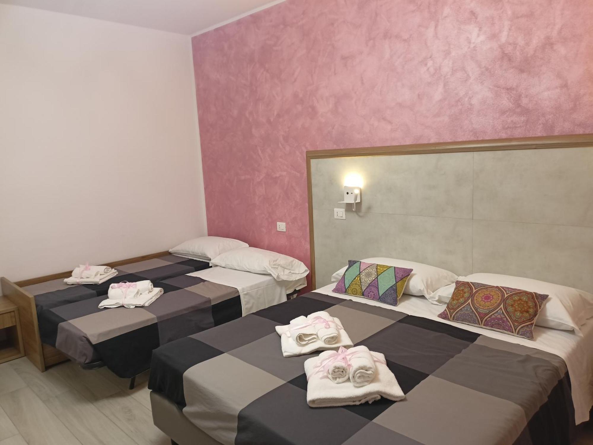 La Dea Rooms Ferrara Esterno foto