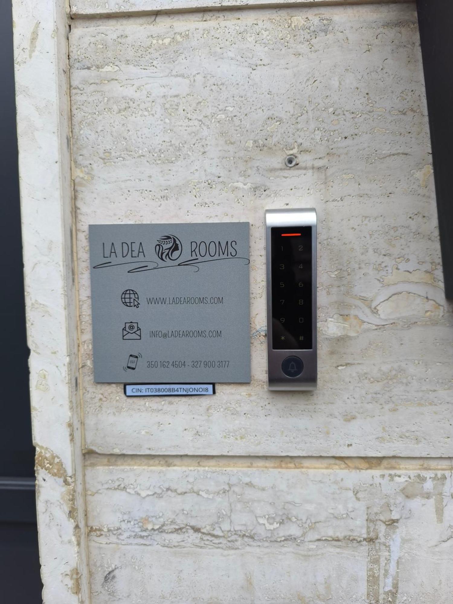 La Dea Rooms Ferrara Esterno foto